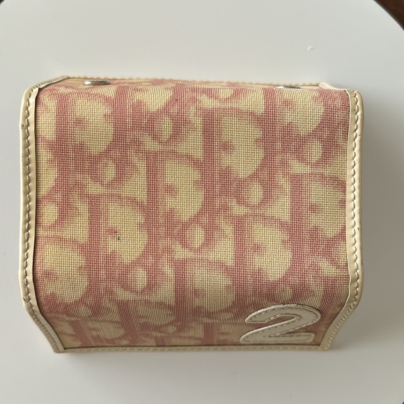 ππ Christian Dior key holder wallet in EUC !!! ππ - Picture 7 of 9